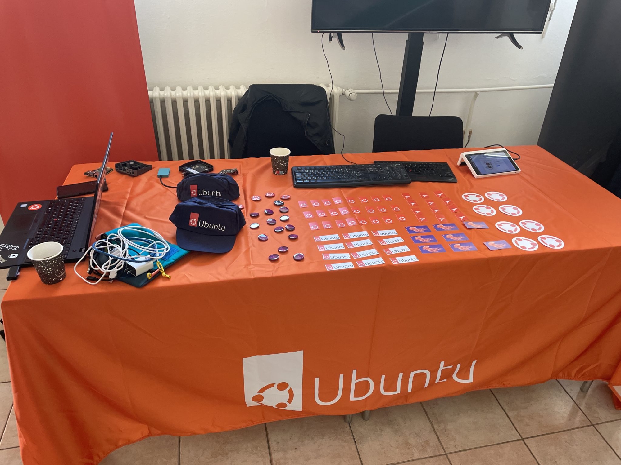 The Ubuntu Booth